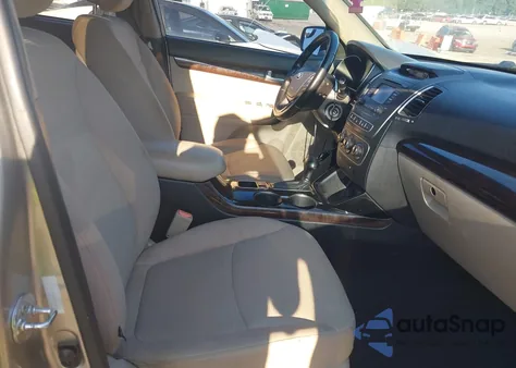 2014 Kia Sorento Lx from USA, damaged, VIN 5XYKT4A68EG524976